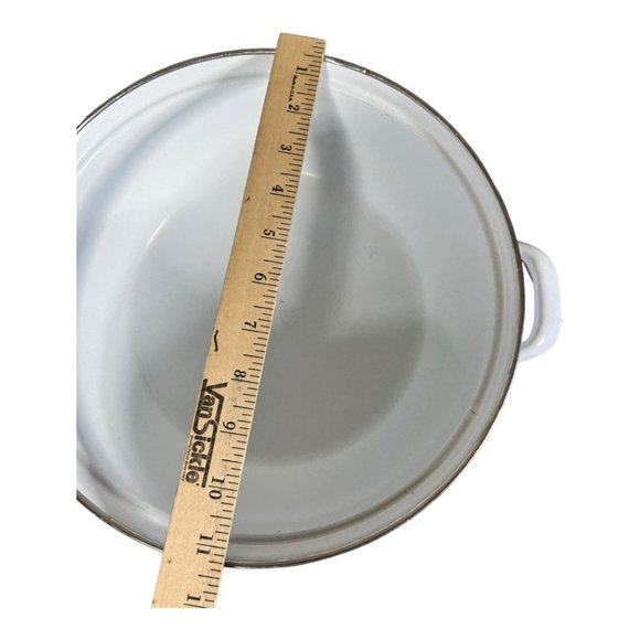 Austria Enamel Soup and Skillet Pans - Picture 9 of 11